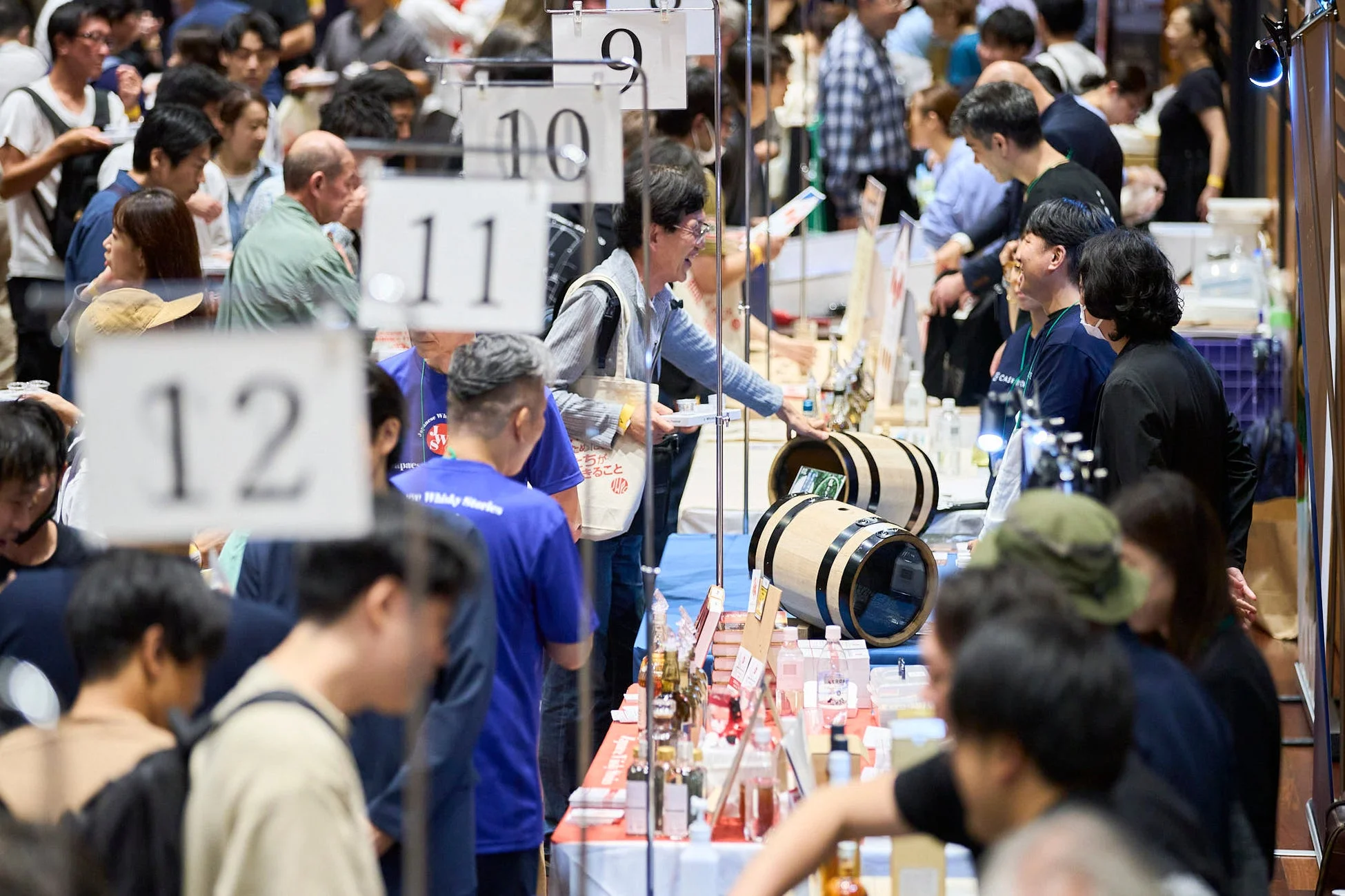 多くの来場者で賑わうイベント会場の様子