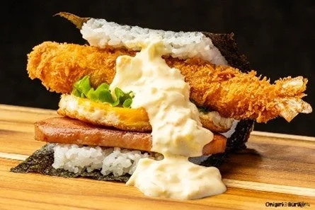 おにぎりバーガー、海老フライ、スパム、卵焼き