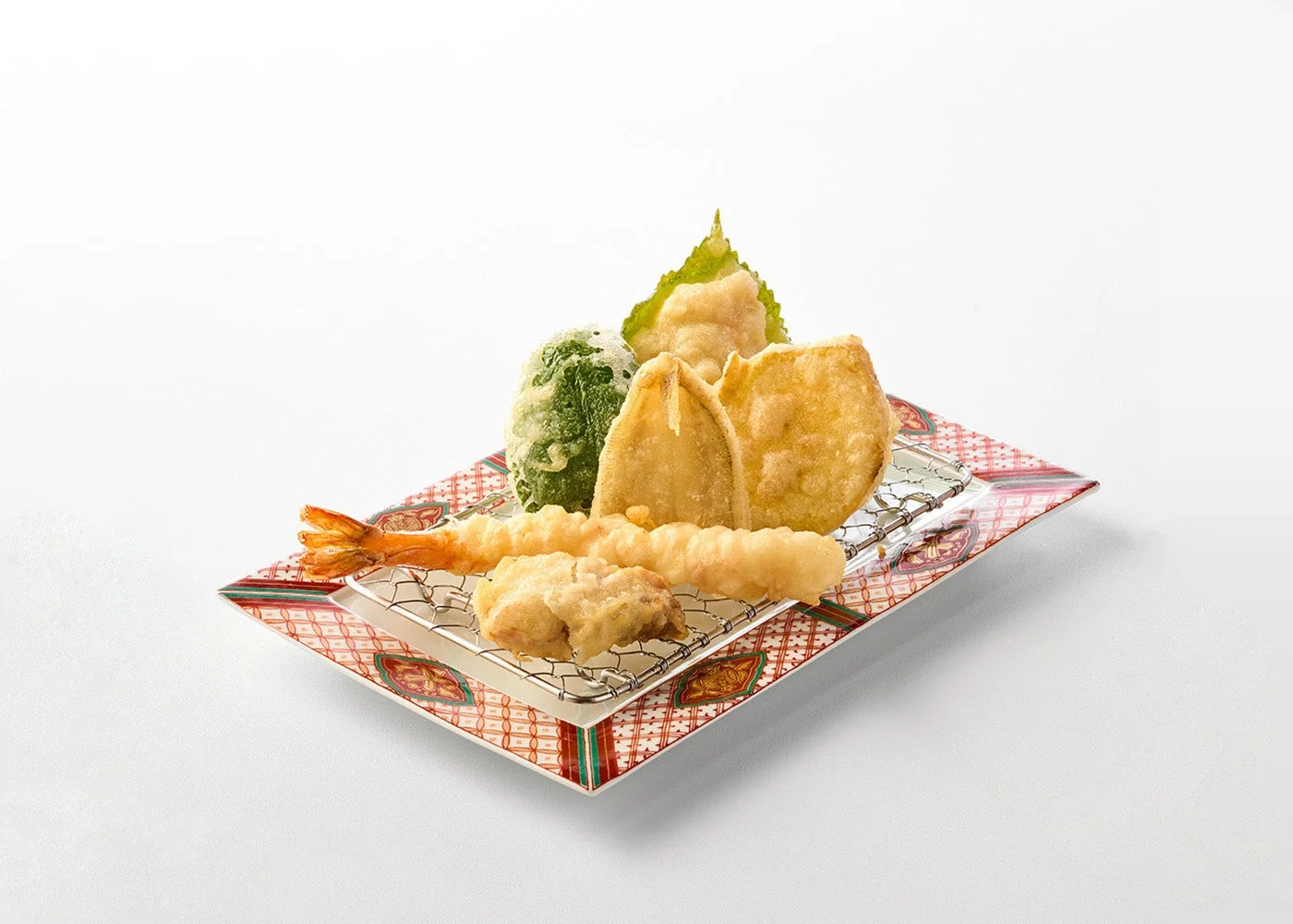 揚げたての海老や野菜の天ぷら