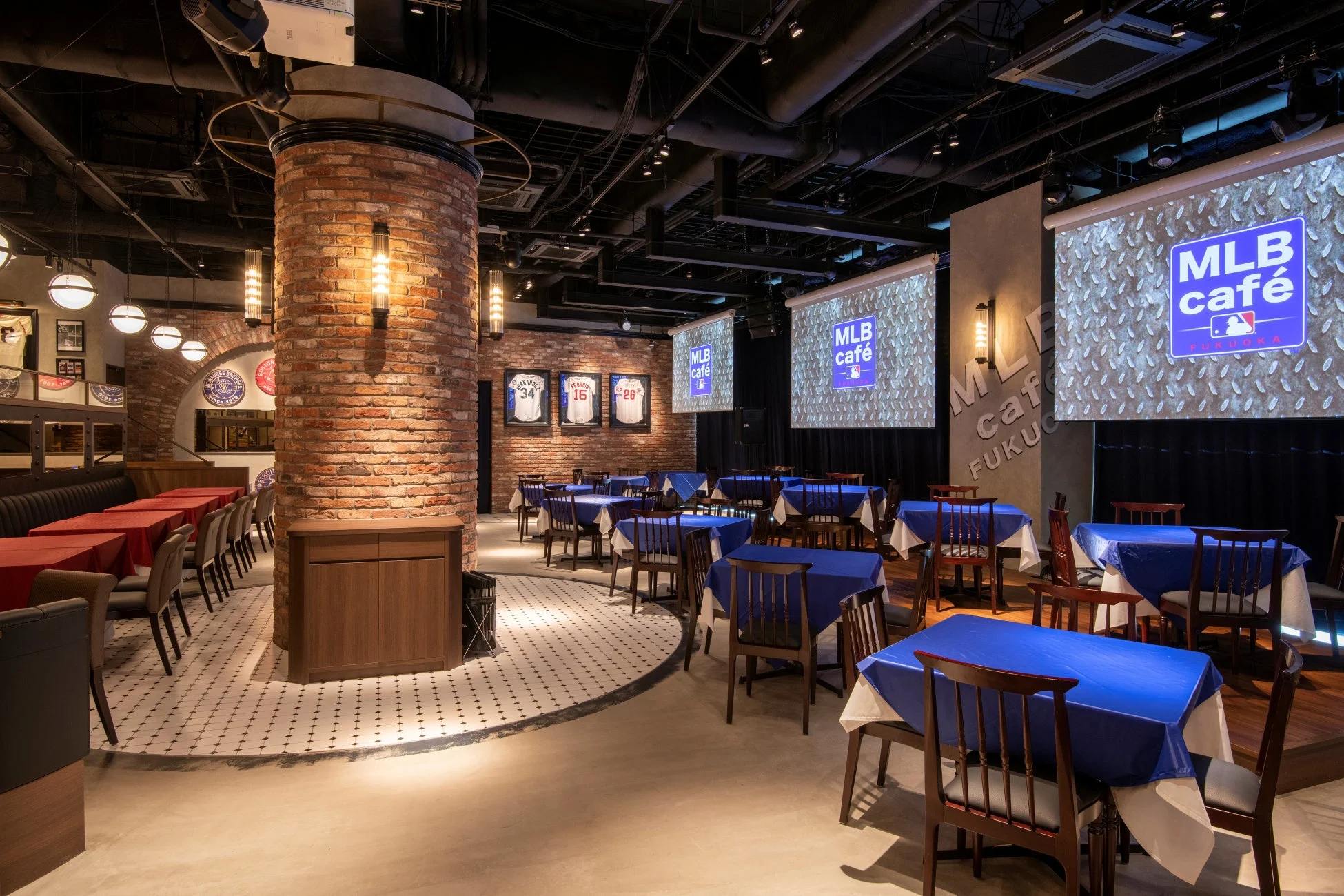 MLBカフェ店内