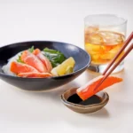 福岡県産ブランドサーモン「みらいサーモン」を堪能する春限定メニュー、『博多もつ鍋やまや』にて2026年3月2日より提供開始