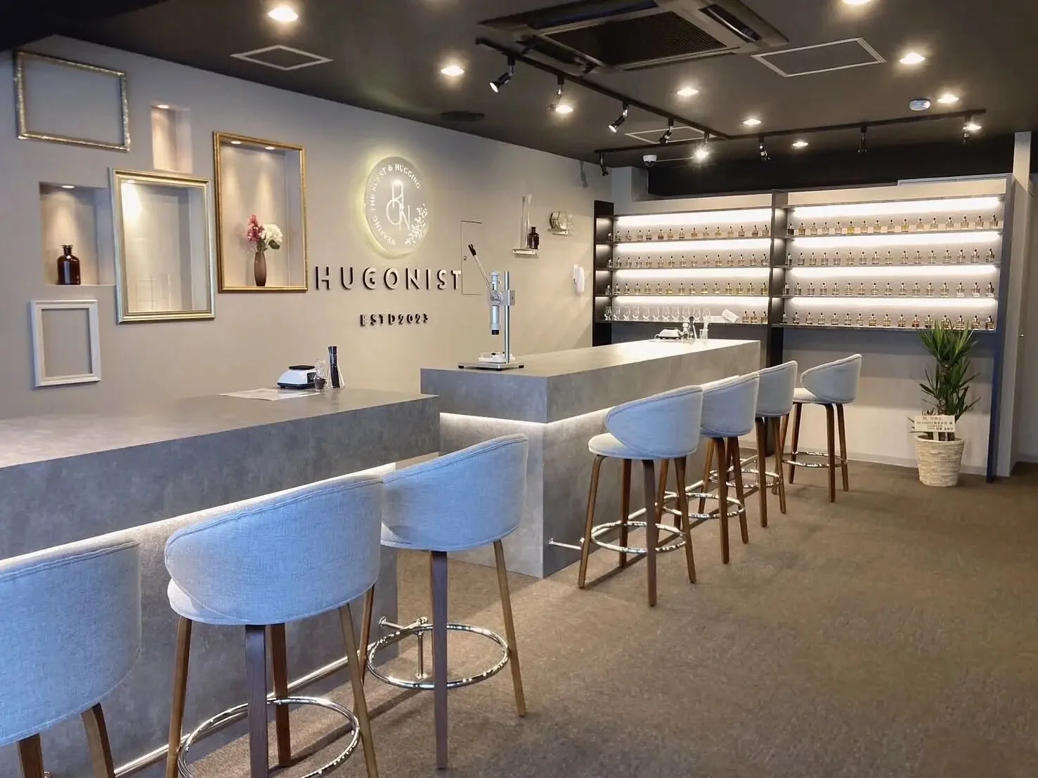 HUGONIST店舗イメージ