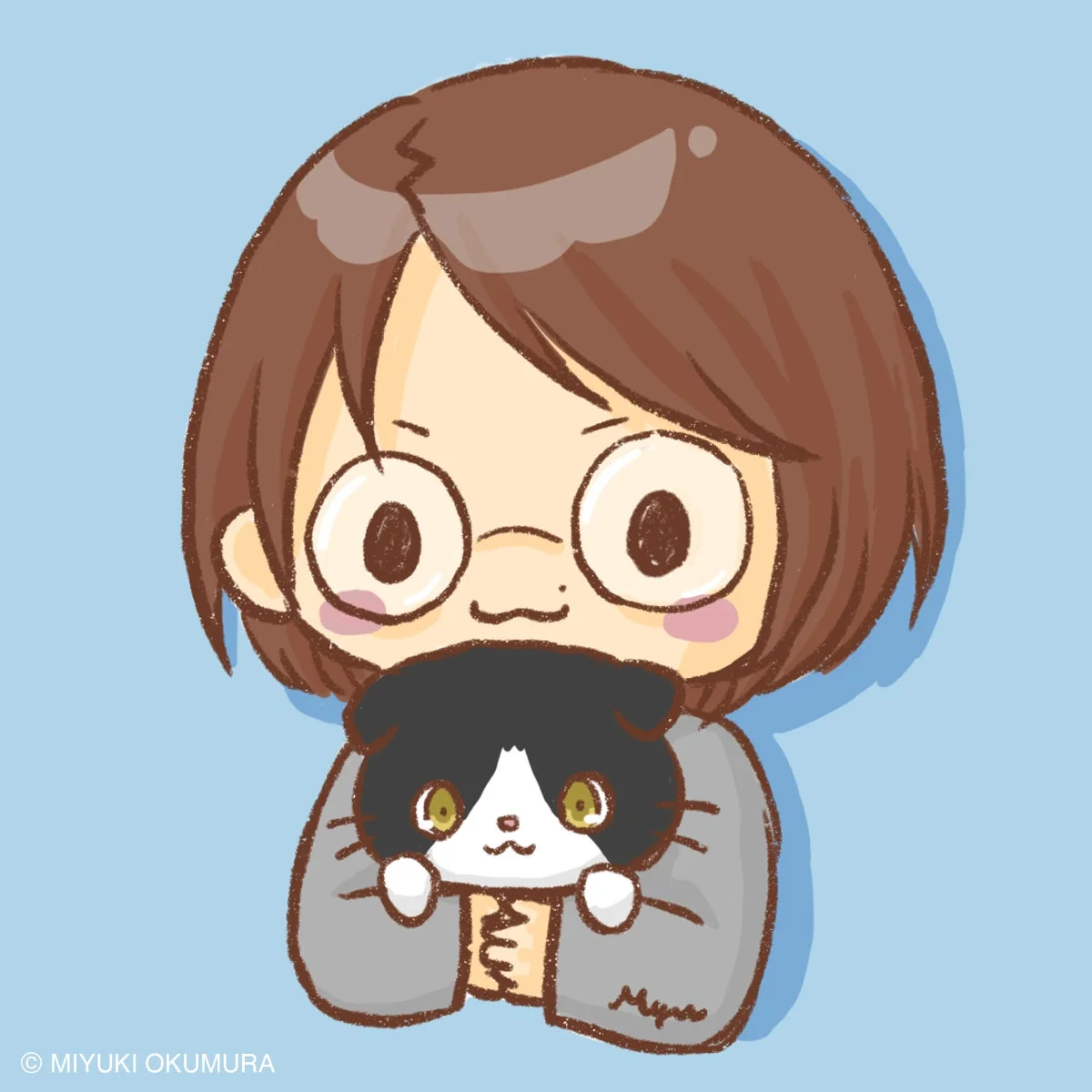 茶色いショートヘアと眼鏡をかけた人物が、小さな白黒の猫を優しく抱っこしている可愛らしいイラスト