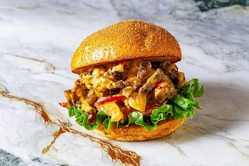 フィラデルフィア スライスビーフ・ステーキチーズバーガー