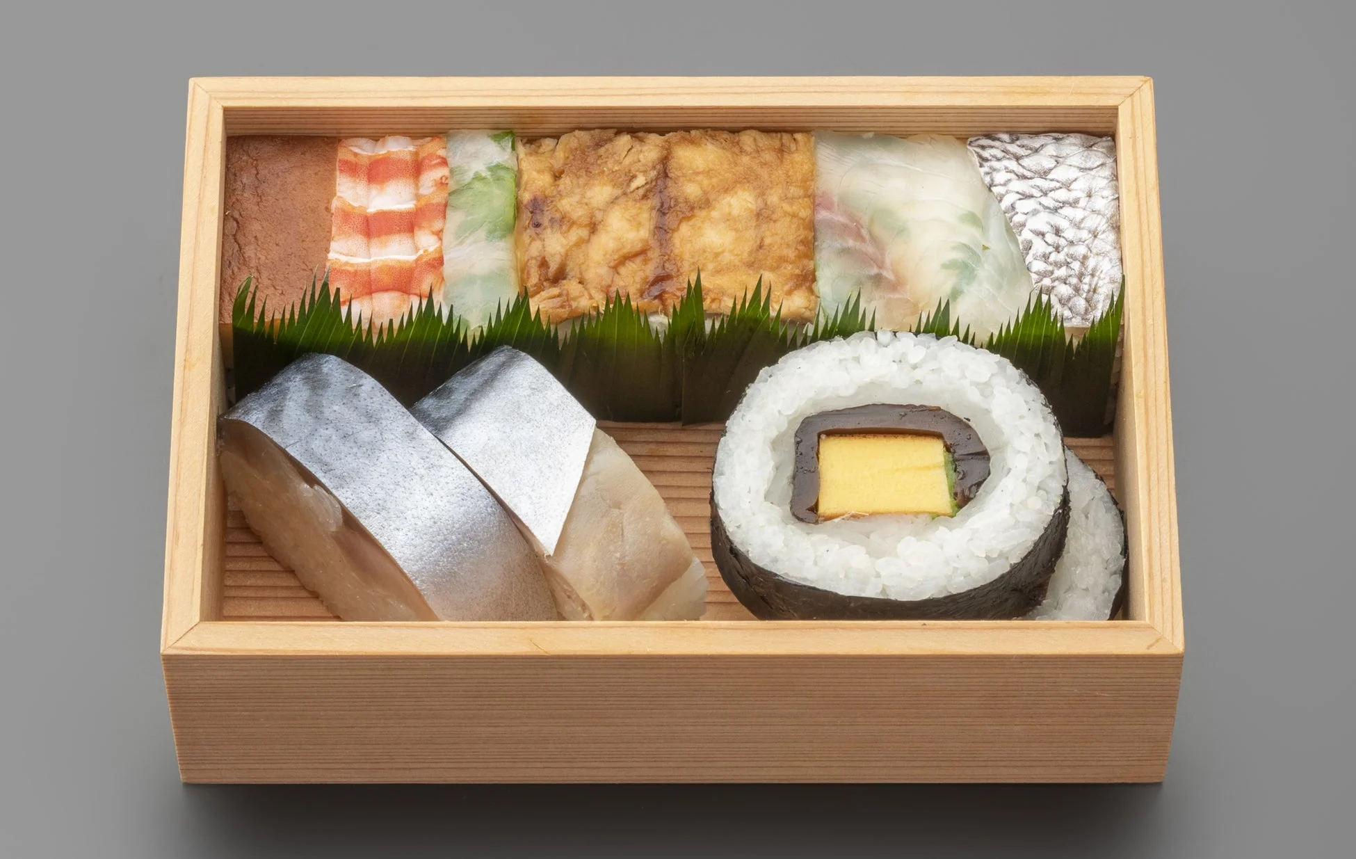 いづう 京寿司盛合せ
