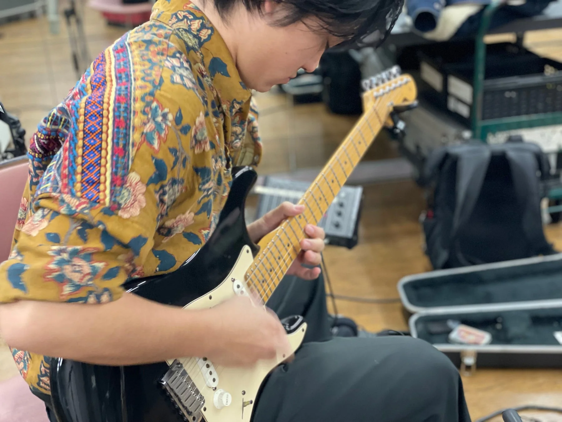 EDEL STADT ギター演奏