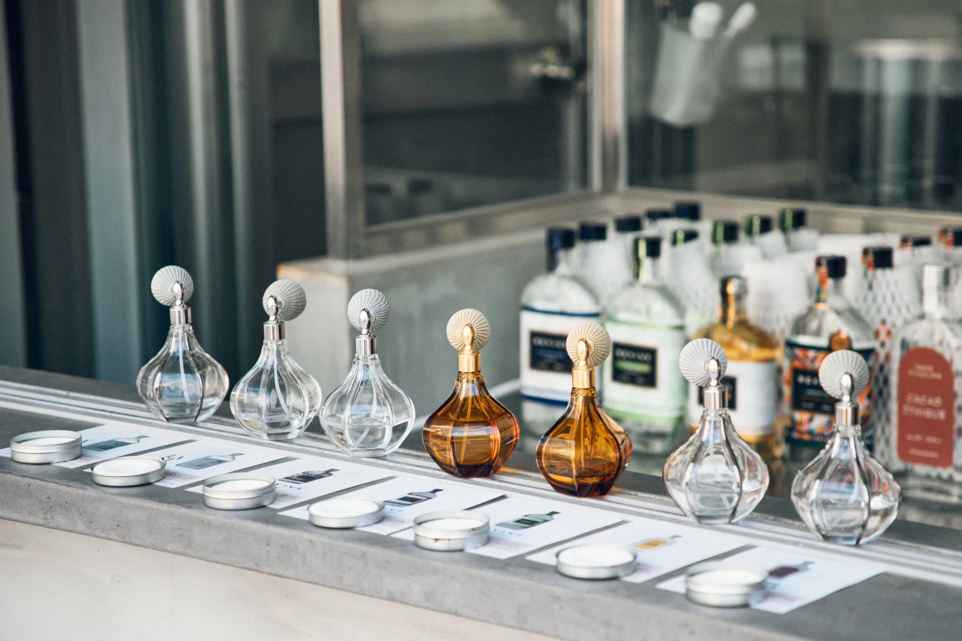 オフィシャルストア内の展示