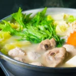 博多名物「博多水炊き」の専門店「博多水炊き大和」が「食べログ ホットレストラン 2026」を受賞