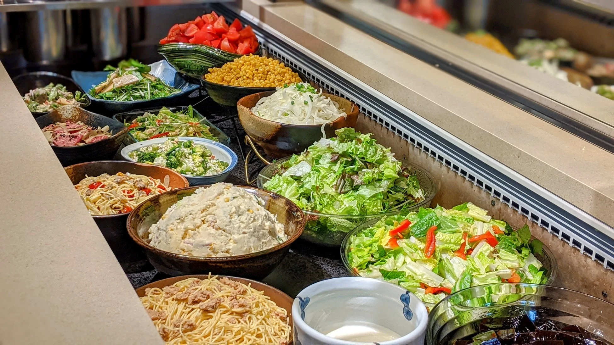 サラダバーの全体像