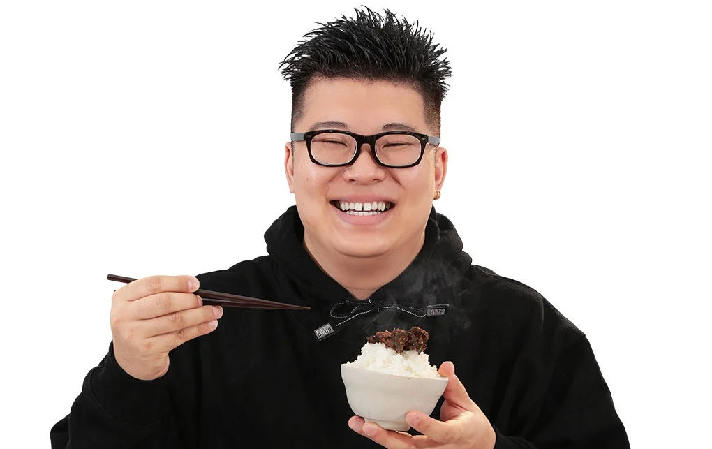 食事を楽しむとっくん氏