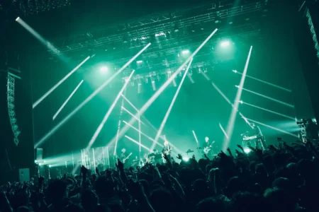 ReoNa、都市型フェスCENTRAL2026で最新曲「結々の唄」を披露し観客を魅了 – ぴあアリーナMM公演及び全国ツアーの先行受付も開始