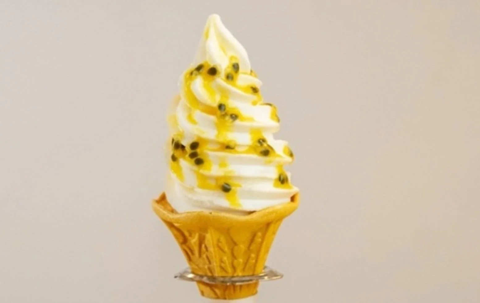 小笠原アイランズ農業協同組合 パッションフルーツソフトクリーム