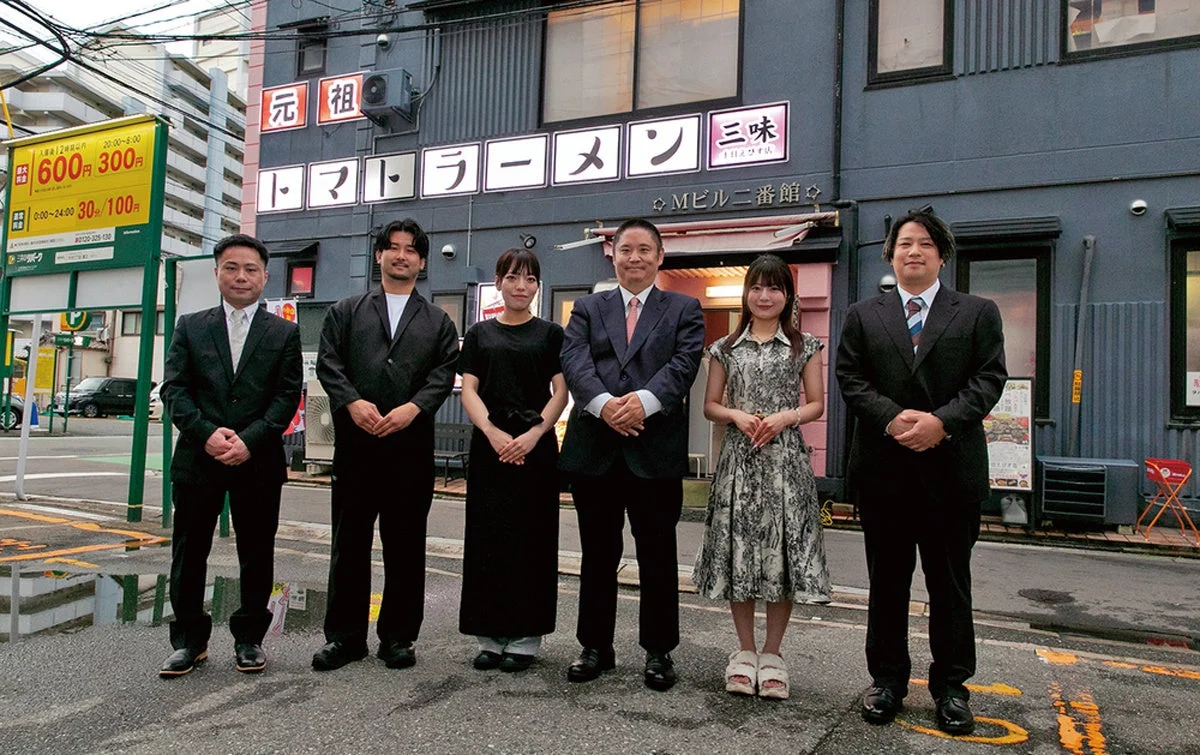 株式会社三味 集合写真