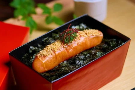 福岡の活気を彩る博多名物「めんたい重のお弁当」の提供について