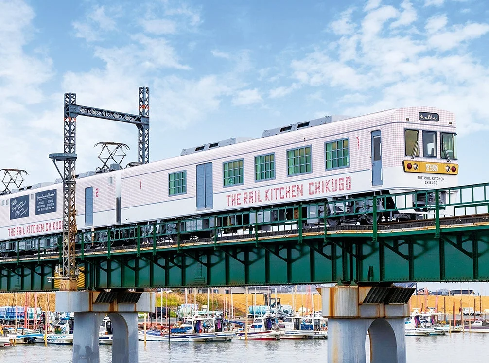 「THE RAIL KITCHEN CHIKUGO」の車両