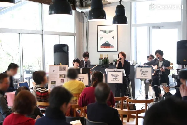 アコースティックバンドのライブパフォーマンス