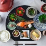 『やまや総本店 膳』が提供する「博多の朝をととのえる一膳」：心身を整える新たな朝食体験を2026年5月15日より開始