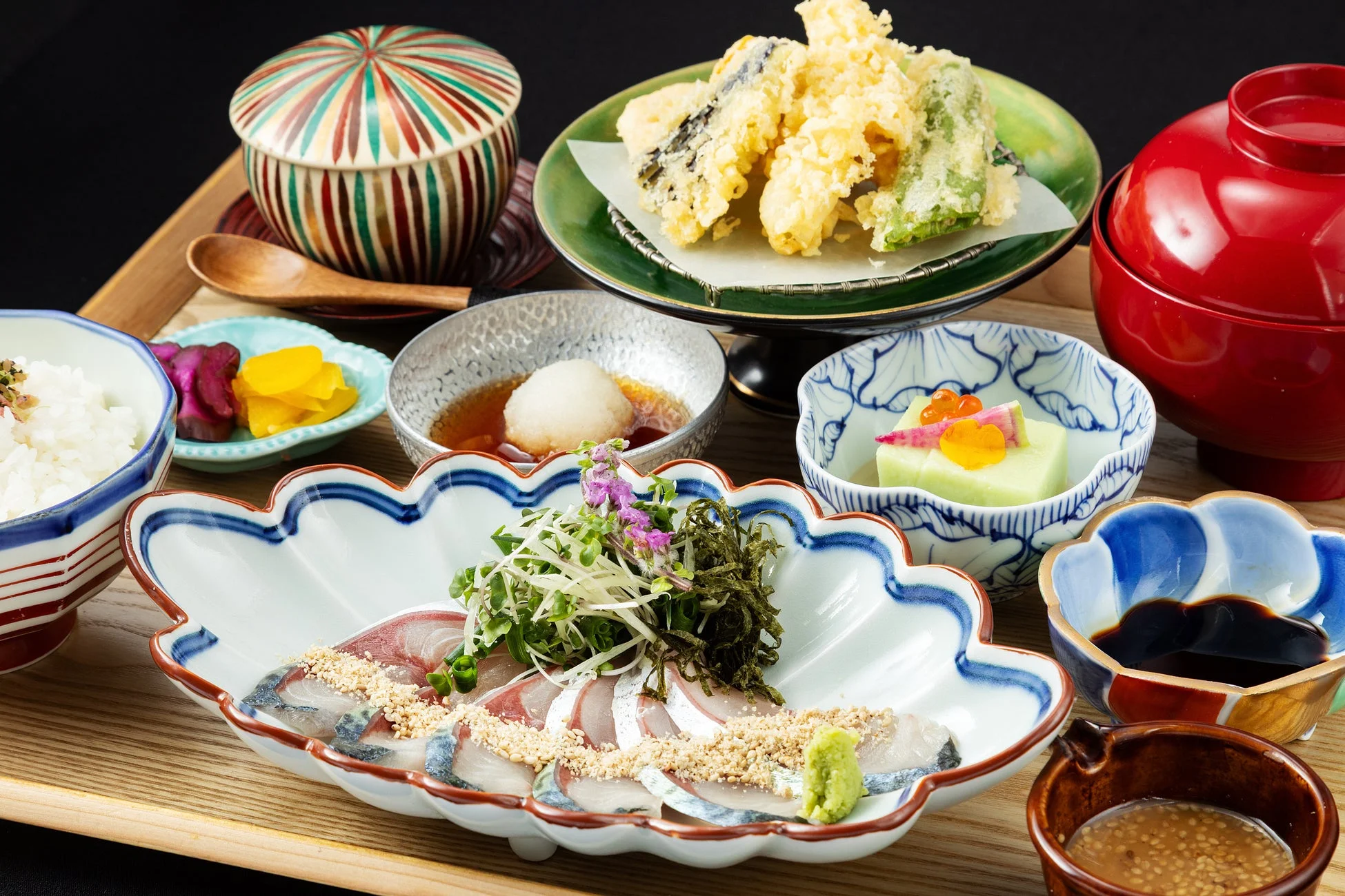 豪華な和食の御膳