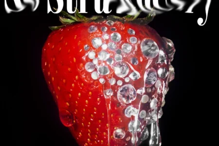 MAZZEL、初の全国アリーナツアー「Shall we hit the Banquet?」を完遂し、新曲「So Strawberry」をサプライズ披露。全国20ヶ所を巡るファンミーティングツアーも決定。