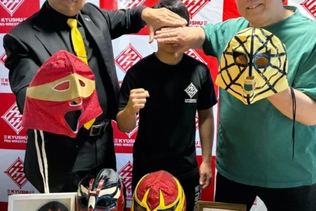 伝説の和製ルチャドール「マッハ隼人」が令和に復活、九州プロレス18周年記念大会でデビュー戦