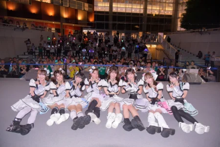 佐久間宣行プロデュースアイドル「ラフ×ラフ」が新曲リリースイベントで47都道府県巡業ライブの詳細を発表、福岡公演も決定