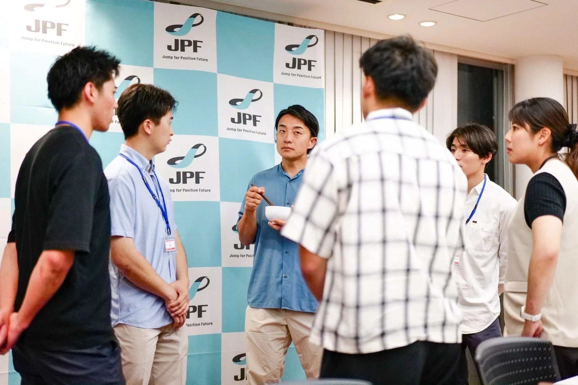 懇親会の様子