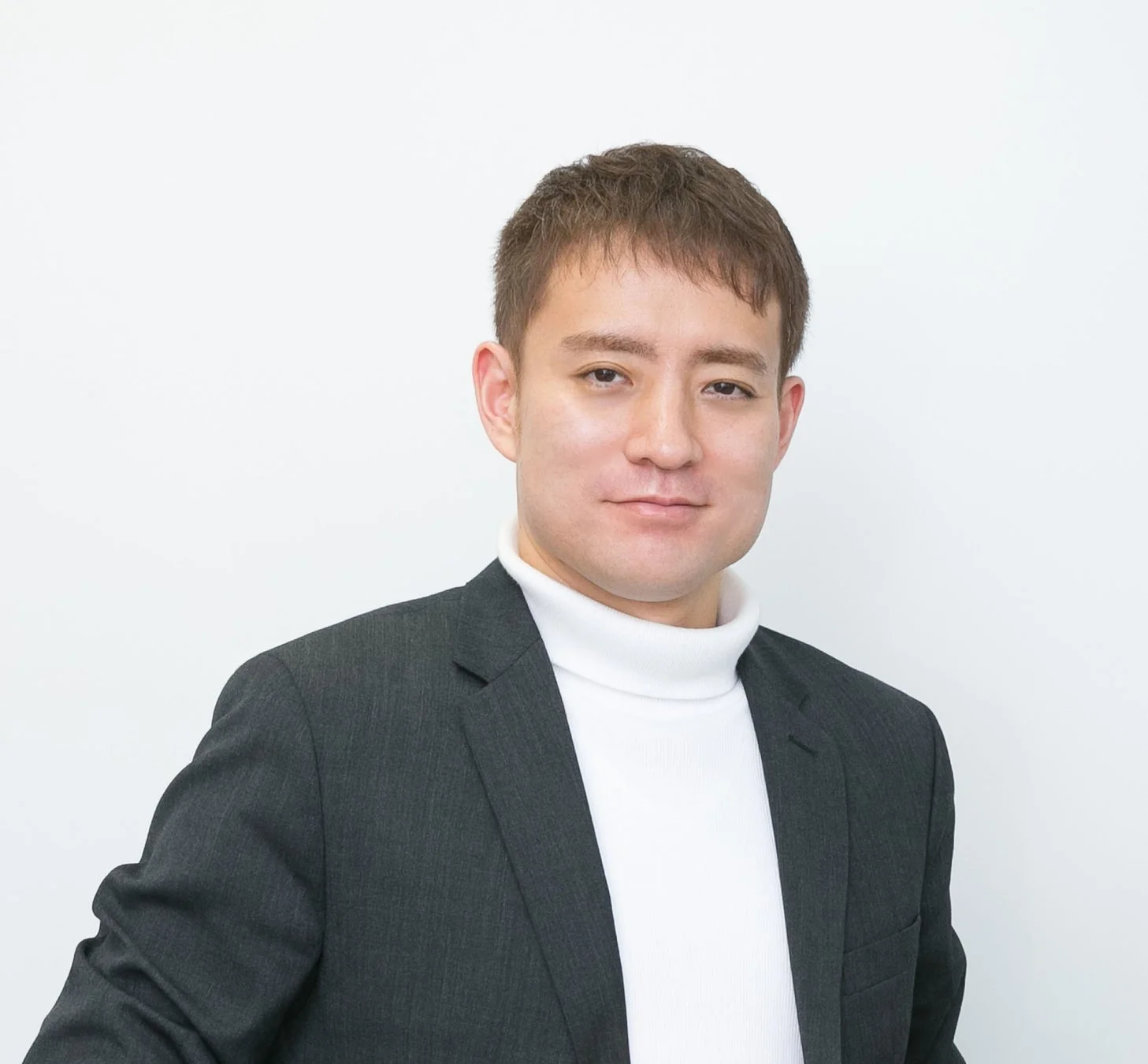 芝原暁彦氏