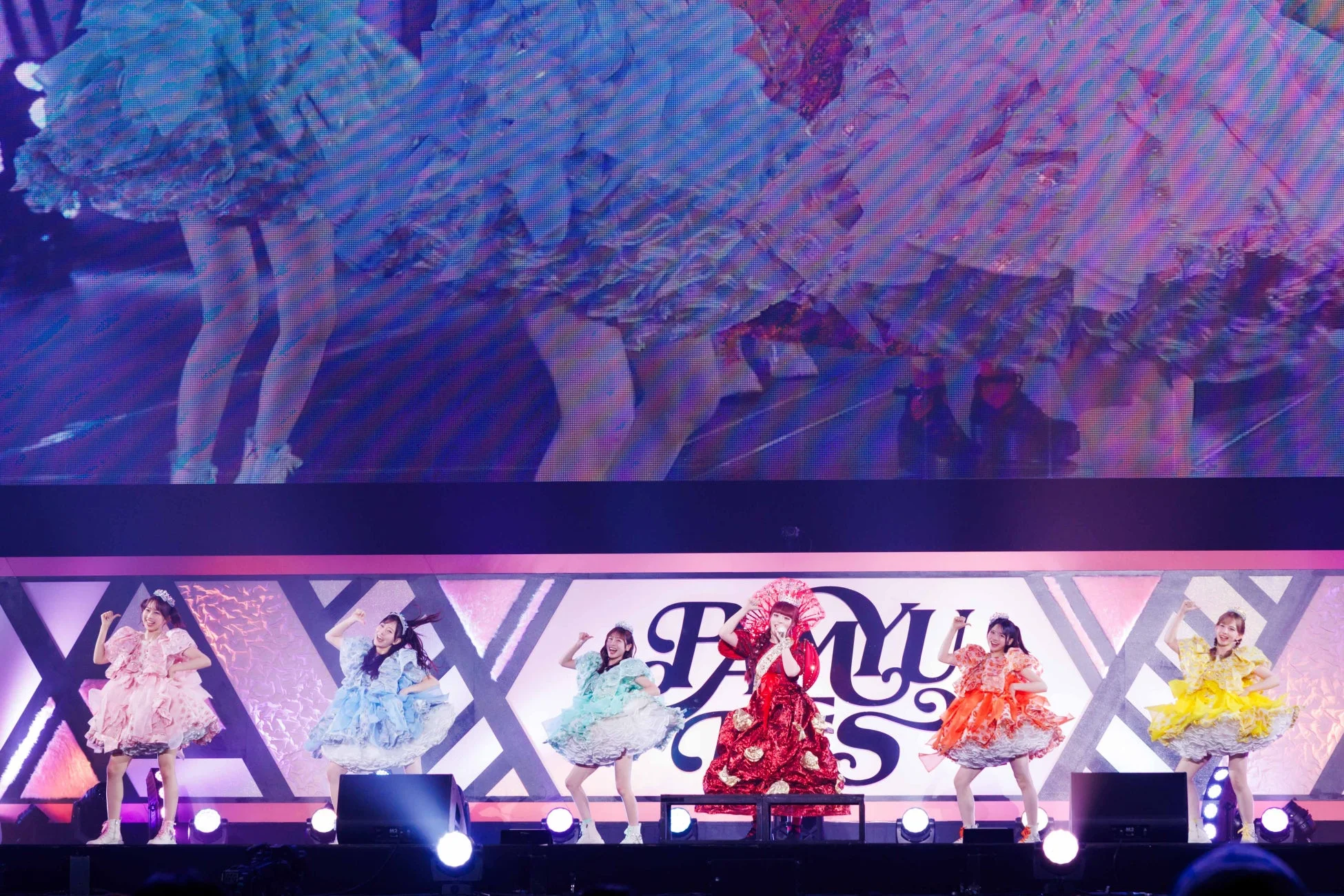 きゃりーぱみゅぱみゅとFRUITS ZIPPER