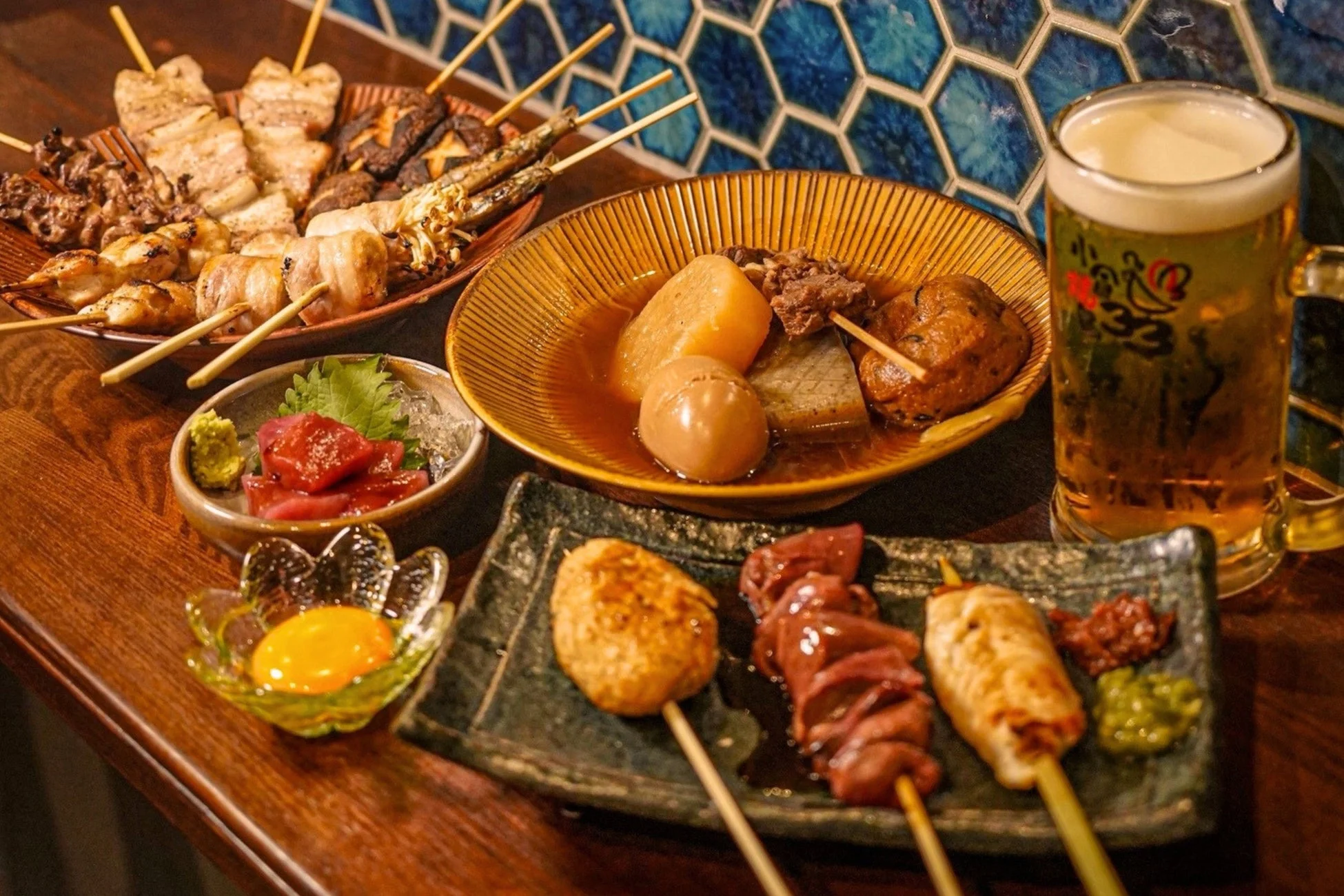 居酒屋の食卓